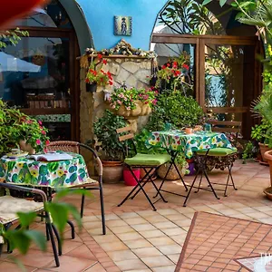 La Finestra Sul Cortile Bed and breakfast
