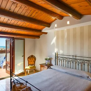 Aliai Hotel